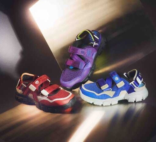 エヴァンゲリオンコラボのSHAKAサンダル登場！機体カラーが映える限定モデル