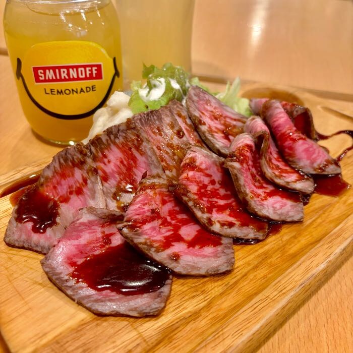 ジョニーの原価酒場のローストビーフ