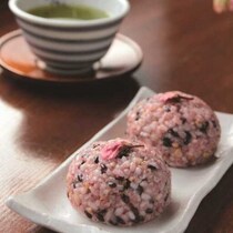 春だけの限定和菓子♡船橋屋「さくらの六穀おはぎ」で季節を感じるお彼岸のひととき