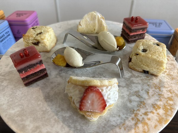 ドーセット バイ アゴーラ 大阪堺のアフタヌーンティーです。