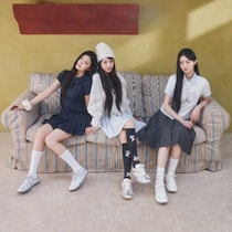 FILA×ILLIT新作「GLIO」登場♡フェミニン派も履ける最旬スニーカー