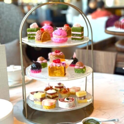 桜とフランス菓子のときめき時間♡フェアモント東京「SAKURA IN PARIS」アフタヌーンティー