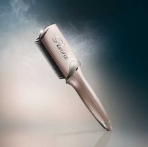 ReFaヘアアイロン新作がすごい♡ツヤ髪へ導く最新トリートメント技術