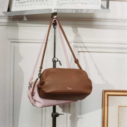 Dior新作スモールレザーグッズ登場♡遊び心とエレガンスが融合