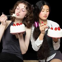 ハローキティのボクサーショーツで旬スタイル♡注目コラボ特集