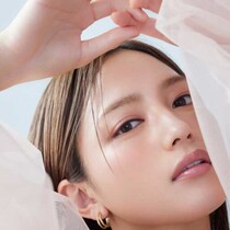 ＆beパウダーハイライター新作♡しっとりツヤ肌叶う新アイテム