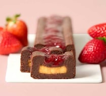 Minimalから母の日に贈る特別スイーツ♡希少苺“女峰”のガトーショコラ