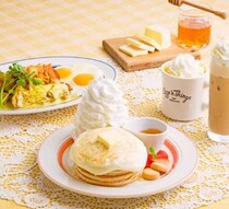 Eggs ’n Thingsではちみつメニュー登場♡背徳パンケーキ＆チキン特集