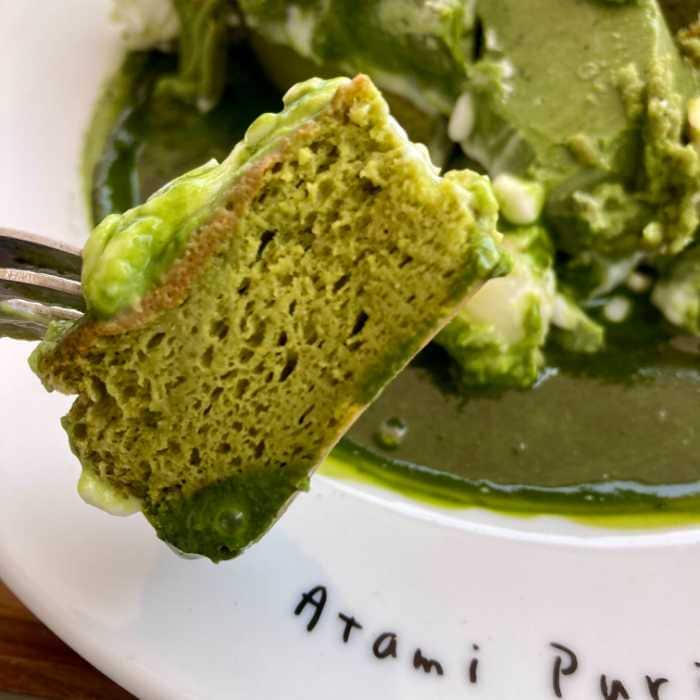 ドライブイン熱海プリン食堂のむっちゃ抹茶パンケーキ生地