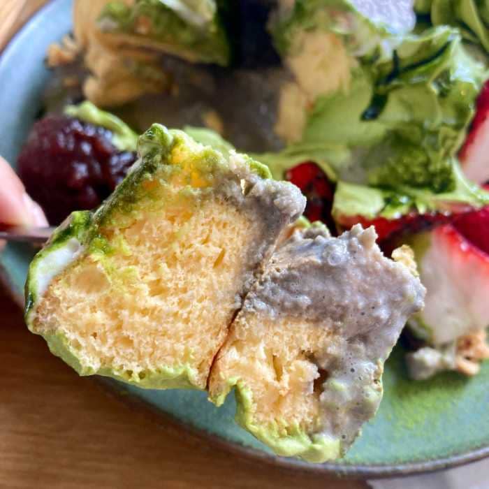丹那抹茶のお濃茶いちごパンケーキのパンケーキ生地