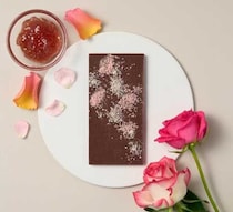 Minimalの母の日限定チョコ♡花束のようなローズ香る贅沢ギフト