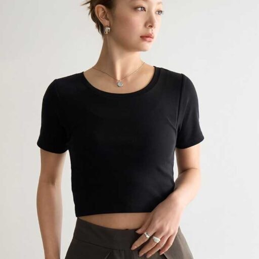 BAMBI WATER新作カップ付きTシャツで叶える♪旬の美シルエット