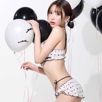Rosem春の新作ランジェリーで叶える♡大人ガーリーな愛されスタイル