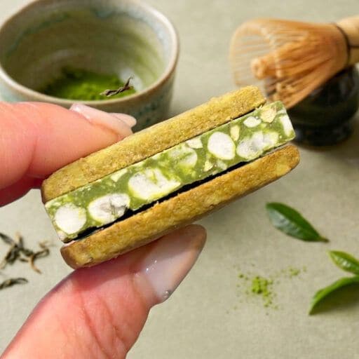 濃厚なのに軽やか！？“ざくざく×とろける”が新しい「茶の福」お抹茶ショコラサンド