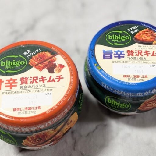 ｢bibigo(ビビゴ)｣の2種類のキムチを使って料理を作ってみた
