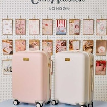 Cath Kidstonの新作キャリーケースが登場♡旅気分高まる上品デザインに注目