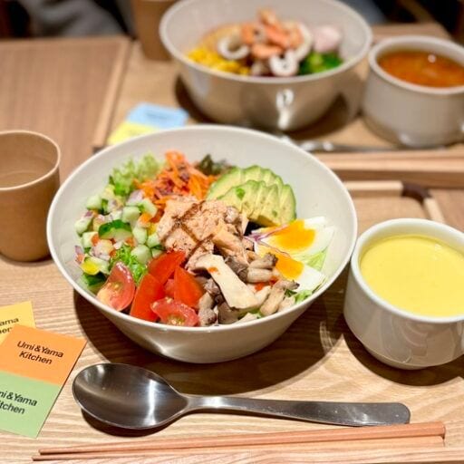 デパ地下惣菜のパイオニアがプロデュース「Umi & Yama Kitchen グランフロント大阪」