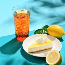 カフェ・ド・クリエの夏新作が登場！爽やかレモネードとごちそうサンドを満喫