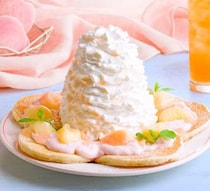Eggs ’n Thingsの白桃フェア開催♡白桃パンケーキと夏限定メニューが登場