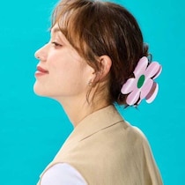 PLAZA限定のAURAヘアクリップが登場♡遊び心あふれる別注コレクション