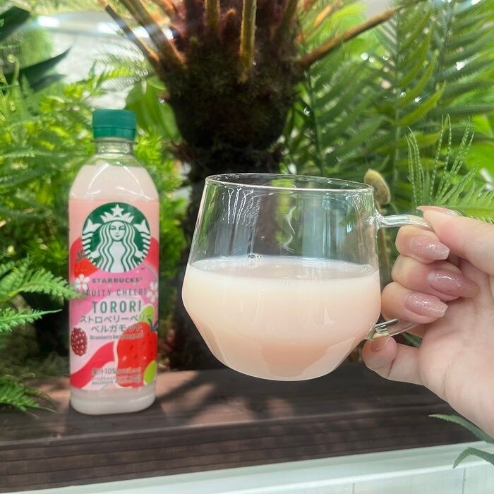 スターバックスのFRUITY CHEERS™ TORORI⑦