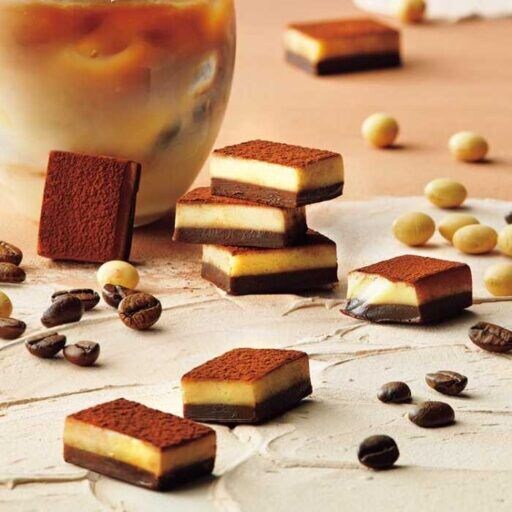 ロイズのコーヒー香る新作チョコ登場♪豆乳と楽しむ大人の限定スイーツ
