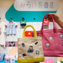【ファミリア】夏の大人気イベント「みらい百貨店」ファミちゃんと一緒にカラフルな世界へ♪