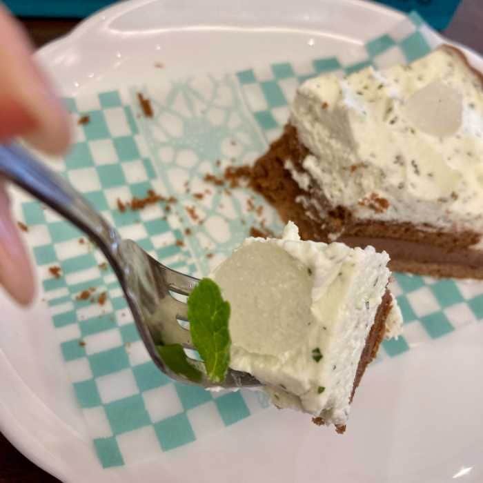 チョコレートとミントのタルトのミントジュレ