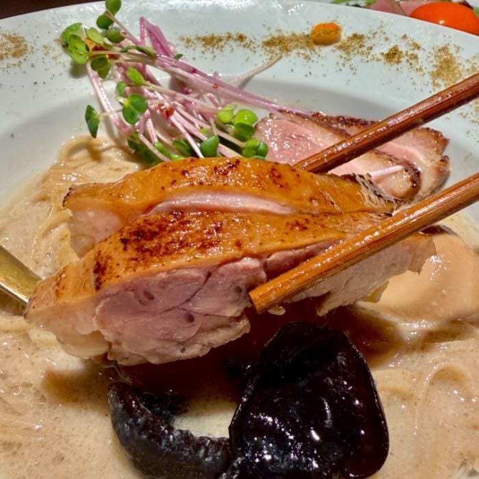 Gion Duck Noodles Asakusaのチャーシュー2