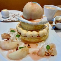 桃好きさん集合♡たまご専門店TAMAGOYAの限定スイーツを食べ比べ