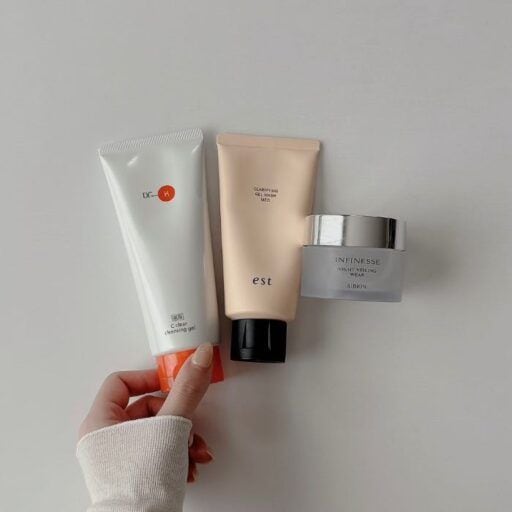 【毛穴・ハリ・艶】人気のスキンケアアイテムを使ってみました!感動したおすすめ3選♡