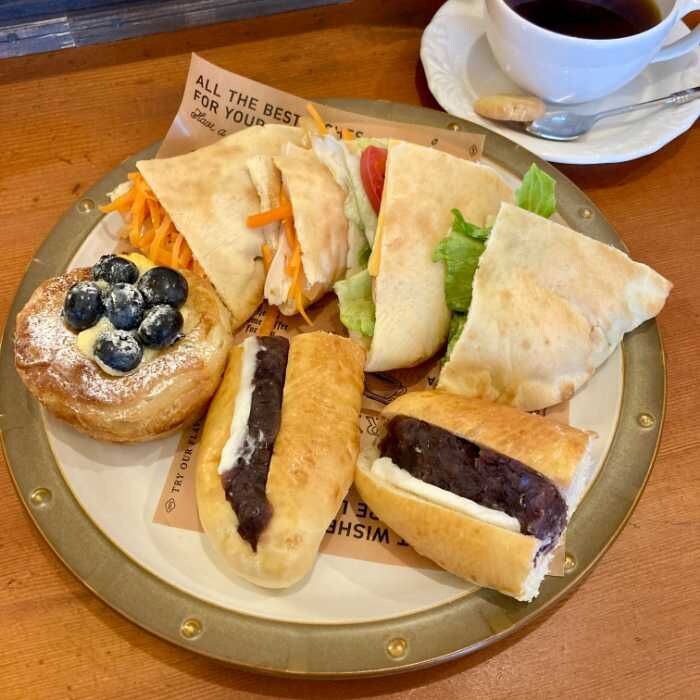 はるはるベーカリーのパンランチ