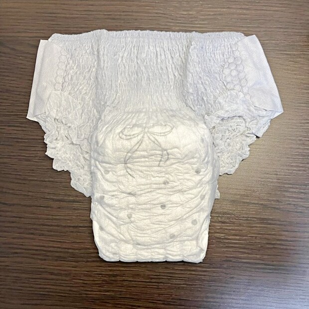 ショーツ型なのに…？ ズボンを脱がずにラクラク交換！ SNSで話題の「お出かけ交換ショーツ」を試してみた♪