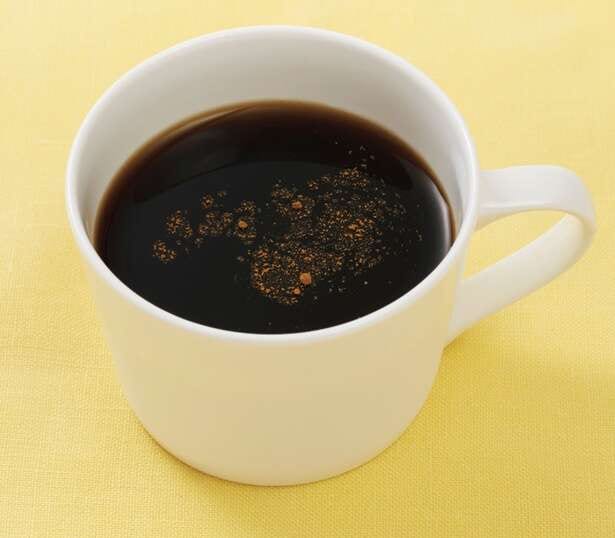 目覚めの代謝アップ!いつものコーヒーを変える「シナモンひとふり」習慣