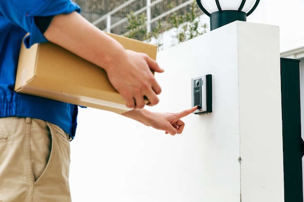 なんで!?「私、この家の人間じゃないので！」宅配員や業者を全力で追い返す「迷惑義母」＜前編＞