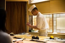 【京都ひとり旅】いざ！ ひとり寿司デビュー。まずは「助六」から始める気楽な関西ずし旅