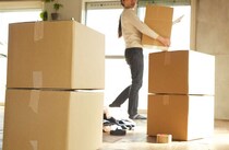 社会人の息子が「巣立つ日」。ガランとした部屋に、経験したことのない感情が込み上げて...＜前編＞