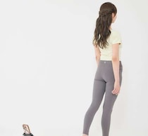 「かかとをつけてしゃがめない」人は要注意！足首の硬さをリセットする簡単ストレッチ