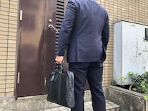 路駐や犬のフン放置の迷惑隣人一家。ある日「謎の男性2人」が現れ...一家が姿を消した理由＜前編＞