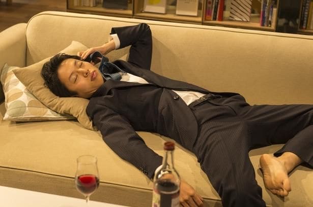 泥酔夫が布団で放尿！ 耐えきれず義母に泣きつくと...送られてきた「お中元」にはぁ!?＜前編＞