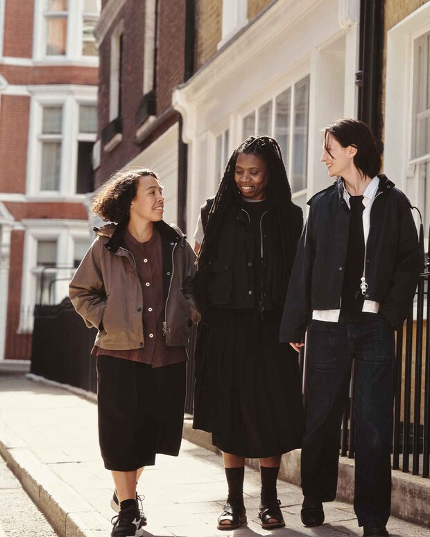 【マーガレット・ハウエル】と【バブアー】がコラボ! 機能的で洗練された秋アウターをチェック!