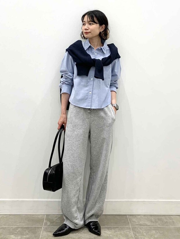 40・50代がこなれる“グレー色”！【GU】真似するだけでOK！「大人スウェットコーデ」