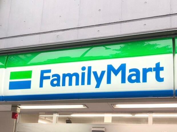 え！ めっっっちゃ可愛い（泣）【ファミマ】集めたくなる「限定コラボグッズ」って？