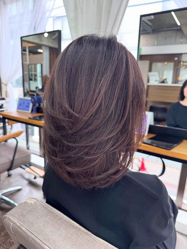 切るだけで即今っぽ！【40・50代】が挑戦しやすい♡「レイヤーカット」