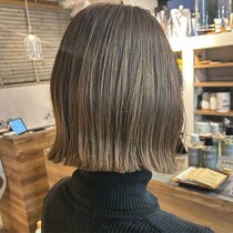 【40・50代おすすめヘア】白髪もぼかせてこんなにオシャレ！「ハイライト」が最強説♡