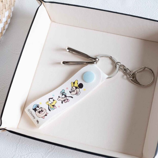 【セリアのキーホルダー】が優秀！「鍵の紛失防止」「アクセサリーを持ち運べる」だって！