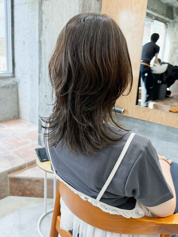 長さ変えずにシャレ見え！【40・50代】が真似しやすい♡「長めウルフ」