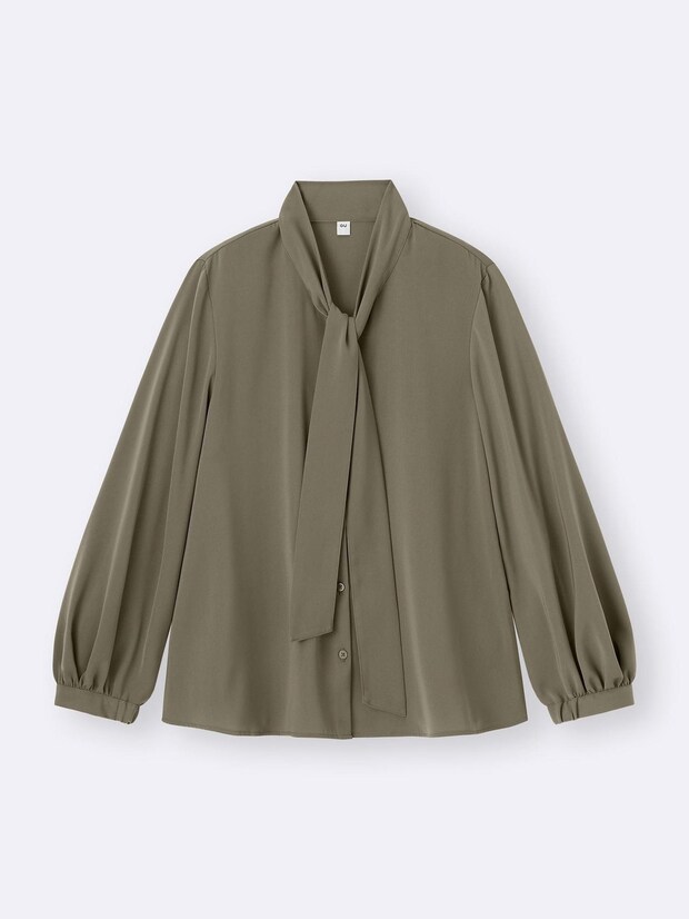 大人はシャツより“この1枚”！【GU】40・50代のキレイ見え♡「上品ブラウス」