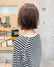 短いのに女っぽい♡【40・50代】若見え狙うなら「ミニボブ」一択かも！