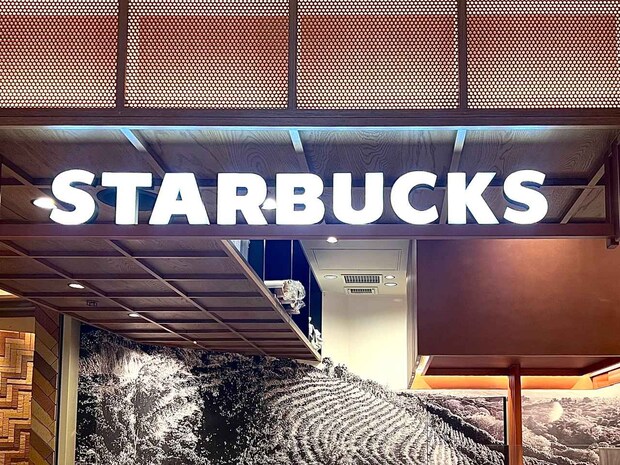 秋色グラデにきゅん♡【スタバ】次マネしたい「ドリンクカスタム」